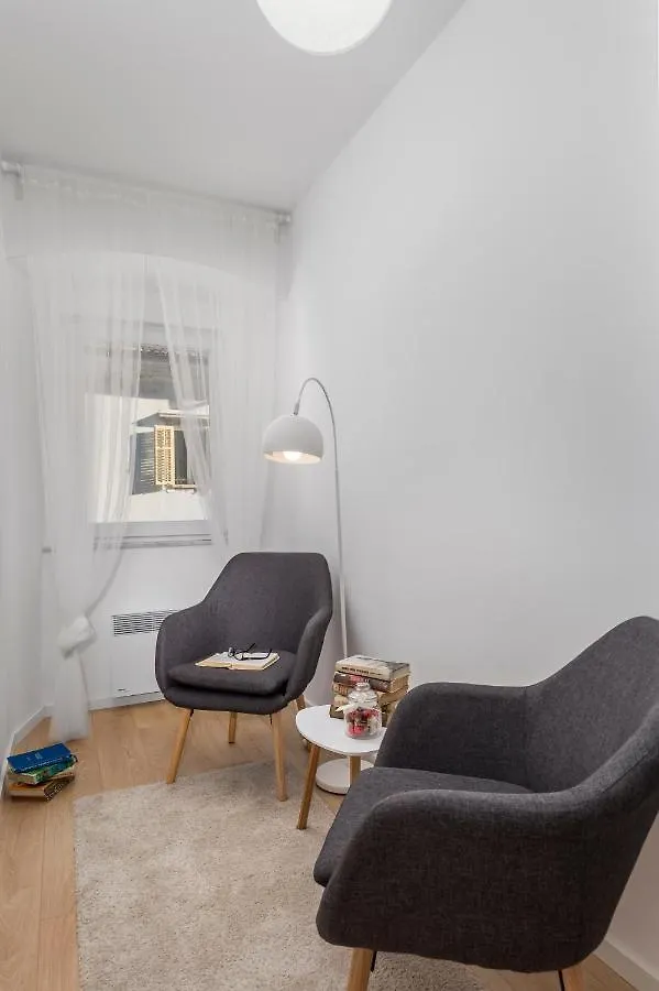 Apartment Opa Gold Rijeka 0*,